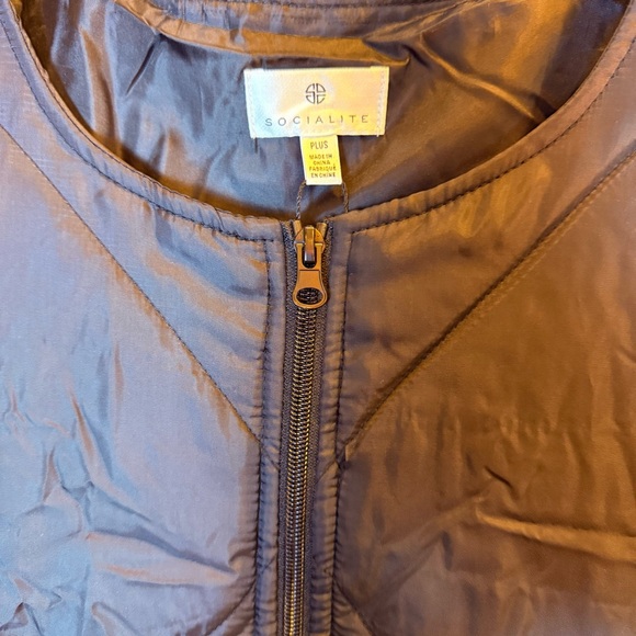 Socialite Black Quilted Vest Plus Size - Picture 4 of 8